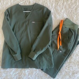 FIGS Limited Edition Moss Long Sleeve Catarina Scrub Top&High Waisted Yola Pants